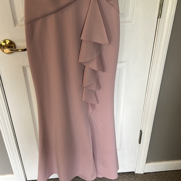 Jessica Howard Gown - Picture 5 of 6